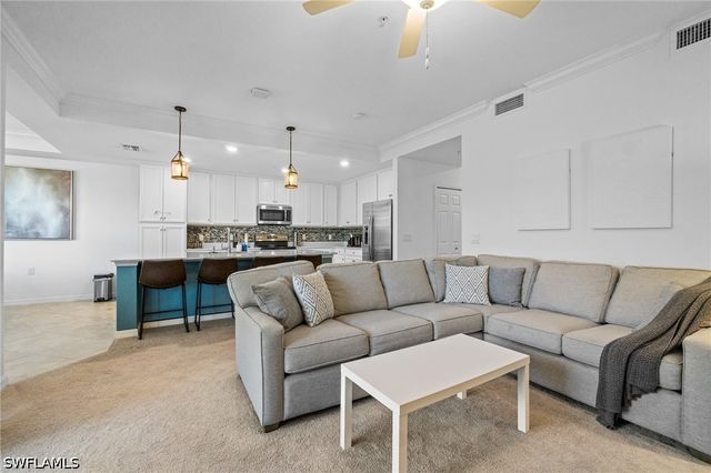 9596 Trevi CT 5413, Naples, FL 34113