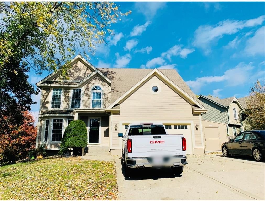 8112 NW 81 Court, Kansas City, MO 64152