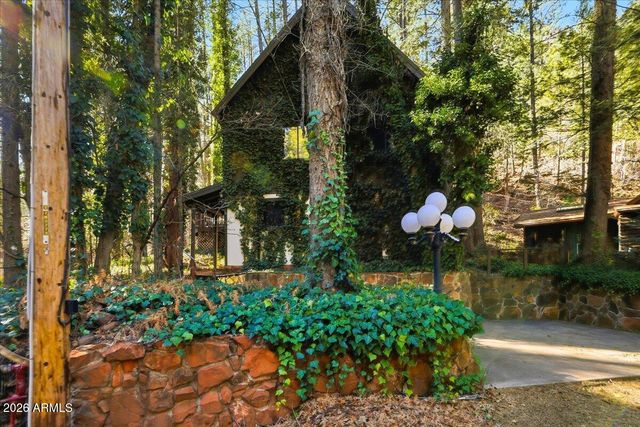 621 N Harding Drive, Sedona, AZ 86336