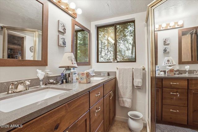 621 N Harding Drive, Sedona, AZ 86336