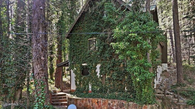 621 N Harding Drive, Sedona, AZ 86336