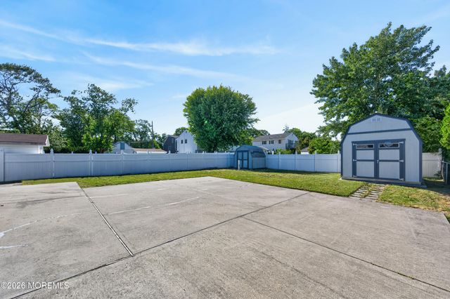 718 18th Avenue, Lake Como, NJ 07719