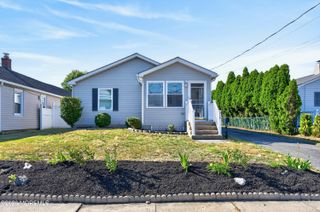718 18th Avenue, Lake Como, NJ 07719