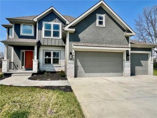 1984 Longview Drive, Liberty, MO 64068