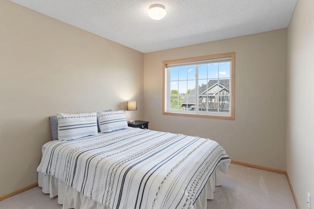 16373 Elm Creek Lane 7051, Lakeville, MN 55044
