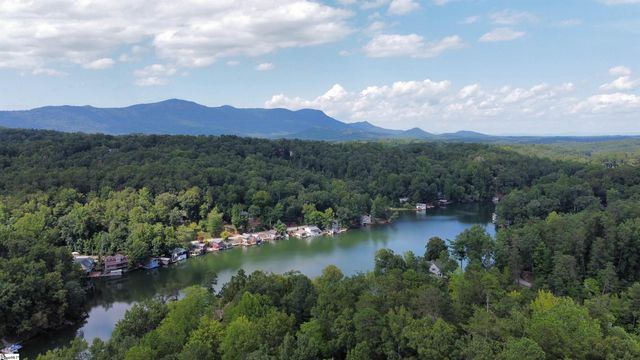 0 W Lakeshore Drive, Landrum, SC 29356