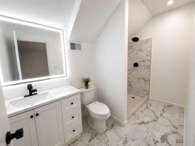 525 N 45th STREET, Milwaukee, WI 53208
