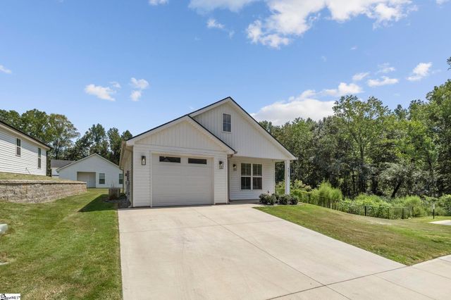 4015 Old Brooks Court, Greer, SC 29651