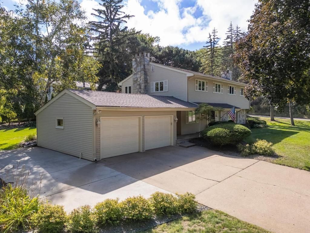 1475 3rd Street NW, New Brighton, MN 55112 — photo 2
