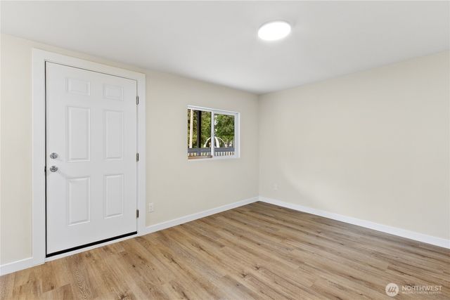 421 4th Street NE, Auburn, WA 98002