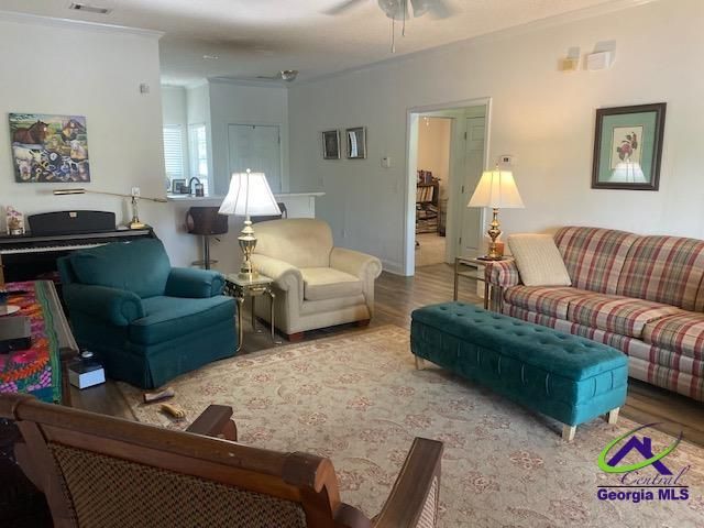 304 S Houston Springs Boulevard, Perry, GA 31069