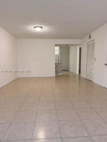 6115 NW 186th St 312, Hialeah, FL 33015