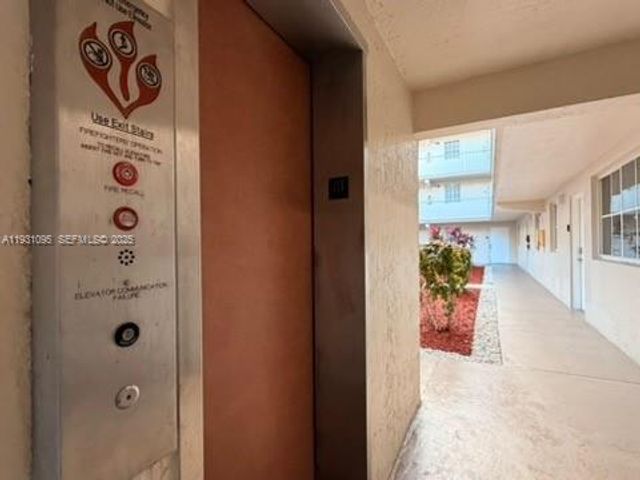 6115 NW 186th St 312, Hialeah, FL 33015