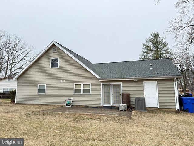 1111 STONE CT, Waldorf, MD 20602