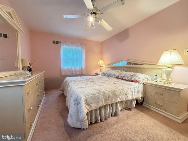1111 STONE CT, Waldorf, MD 20602