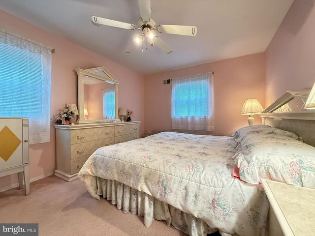 1111 STONE CT, Waldorf, MD 20602