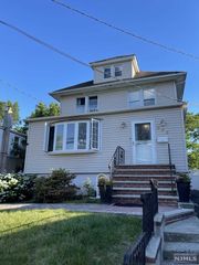263 Fort Lee Road, Teaneck, NJ 07666