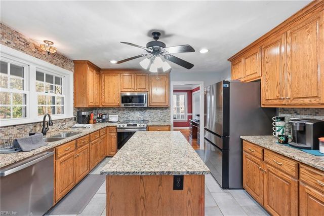 15492 Carroll Bridge RD, Smithfield, VA 23430