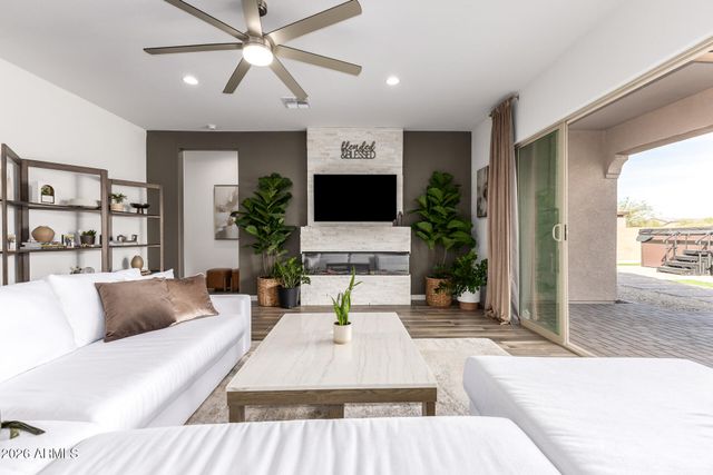 9709 S 41ST Lane, Laveen, AZ 85339