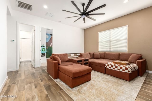 9709 S 41ST Lane, Laveen, AZ 85339