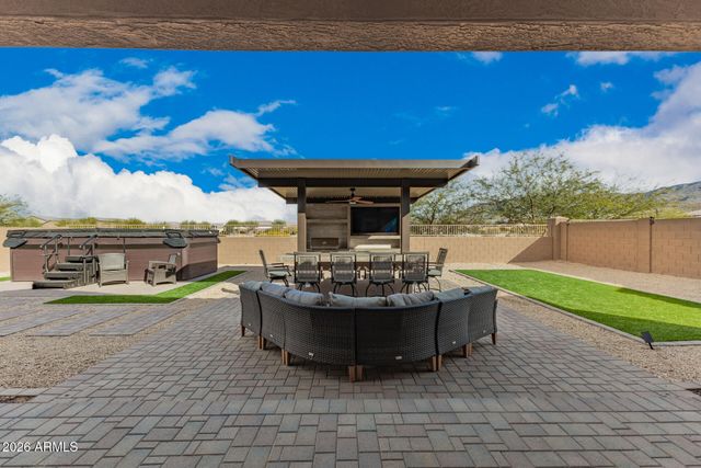 9709 S 41ST Lane, Laveen, AZ 85339