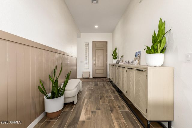 9709 S 41ST Lane, Laveen, AZ 85339