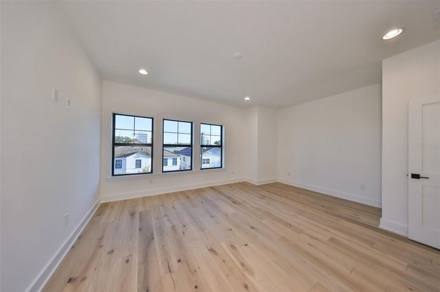 4324 W GRAY STREET 2, Tampa, FL 33609