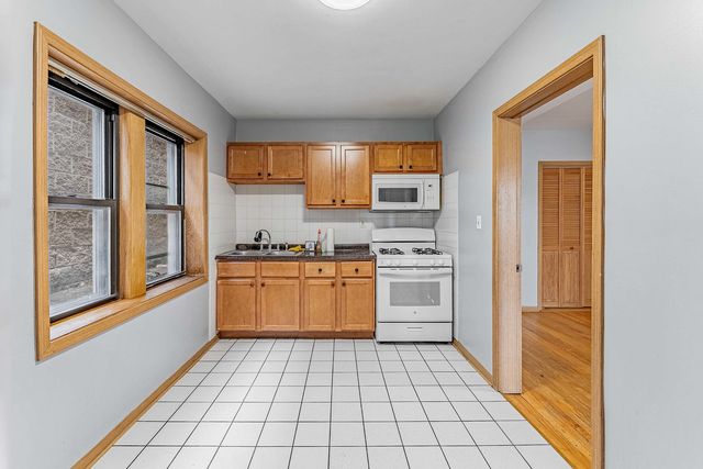 5543 W Diversey Avenue, Chicago, IL 60639