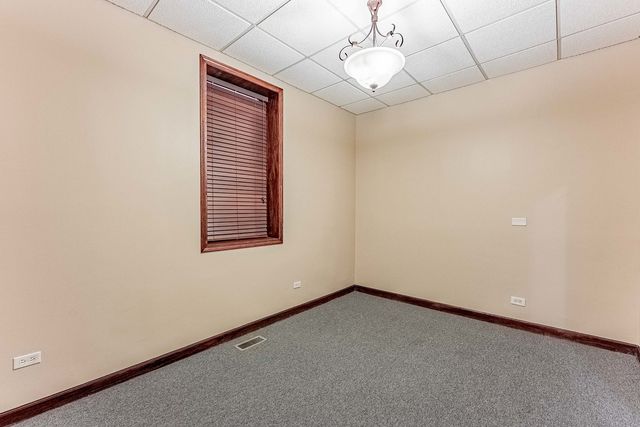 5543 W Diversey Avenue, Chicago, IL 60639