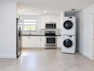 7327 SW 22ND Street 2, Miami, FL 33155