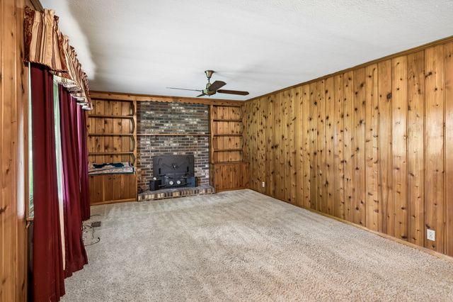 10924 Rials Branch Rd, Bon Aqua, TN 37025