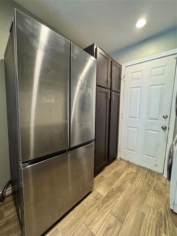 7886 Locksley Road, Houston, TX 77078