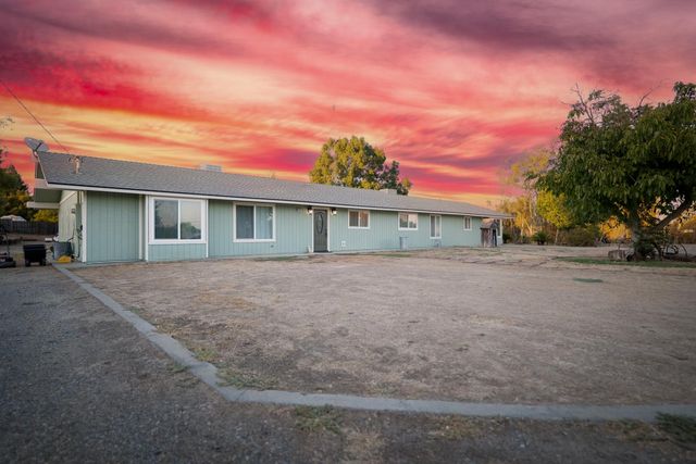 35385 John Albert Drive, Madera, CA 93636