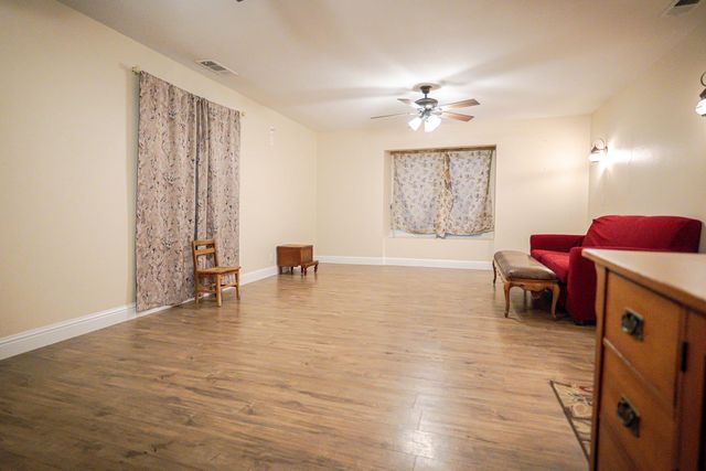 35385 John Albert Drive, Madera, CA 93636