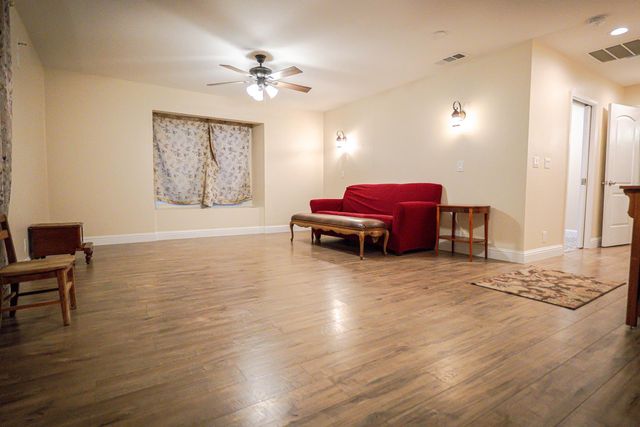 35385 John Albert Drive, Madera, CA 93636