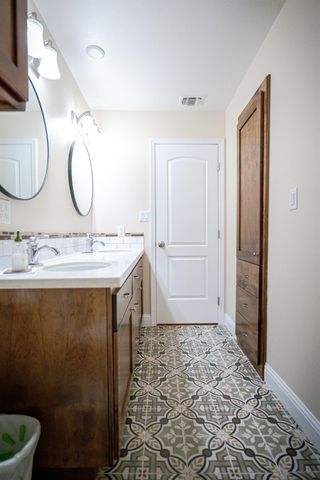 35385 John Albert Drive, Madera, CA 93636