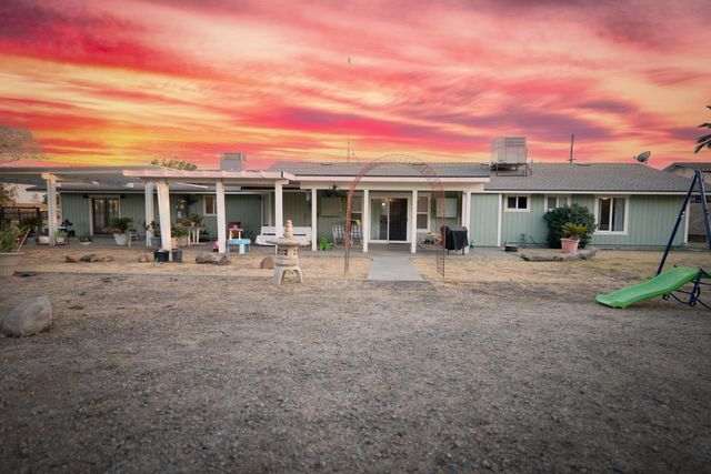 35385 John Albert Drive, Madera, CA 93636