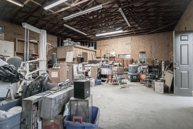 35385 John Albert Drive, Madera, CA 93636