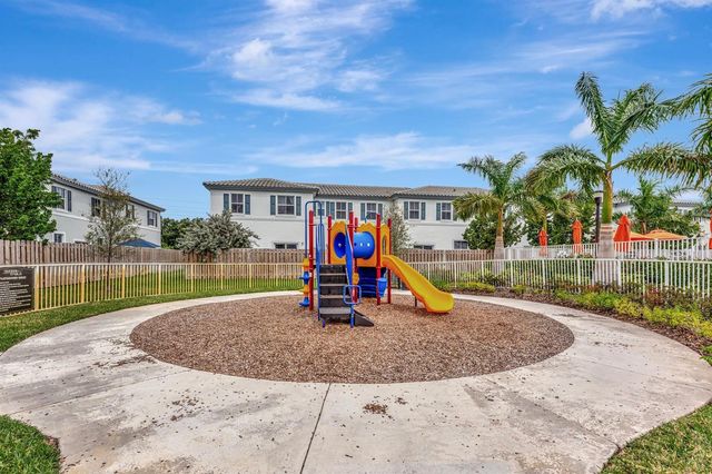 4668 NW 120th Way, Coral Springs, FL 33076
