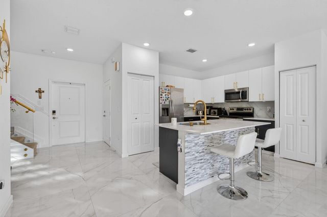 4668 NW 120th Way, Coral Springs, FL 33076