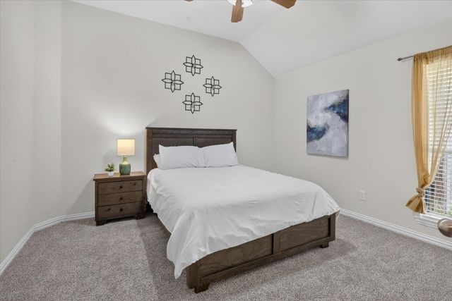 6829 Cheatham Drive, Watauga, TX 76148