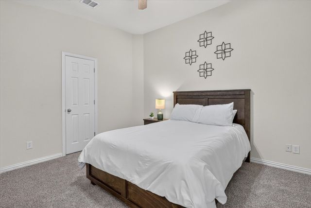 6829 Cheatham Drive, Watauga, TX 76148