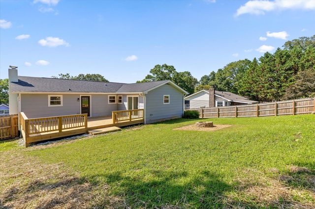 6905 Creeklands Lane, Hixson, TN 37343