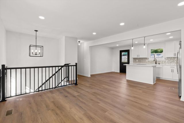 6905 Creeklands Lane, Hixson, TN 37343