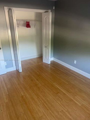2825 SW 127th Way, Miramar, FL 33027