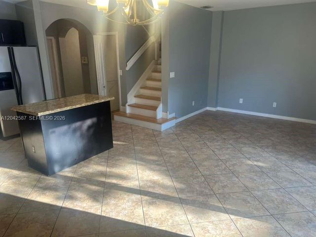 2825 SW 127th Way, Miramar, FL 33027