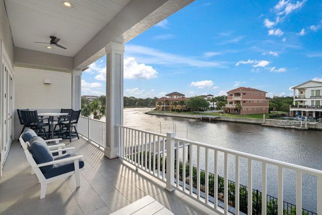 18 Spinaker Circle, Palm Coast, FL 32137