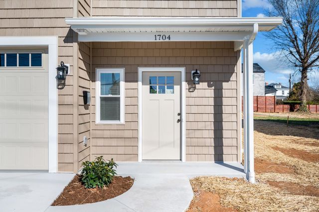 1704 Bedford Avenue, Lynchburg, VA 24504