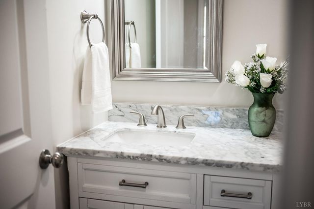 1704 Bedford Avenue, Lynchburg, VA 24504