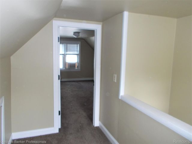 2205 E 10 MILE Road, Royal Oak, MI 48067